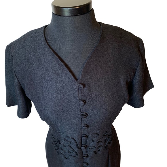 Vintage 80s 90s DJI Black Dress with Piping and Botton Detail - Picture 2 of 9